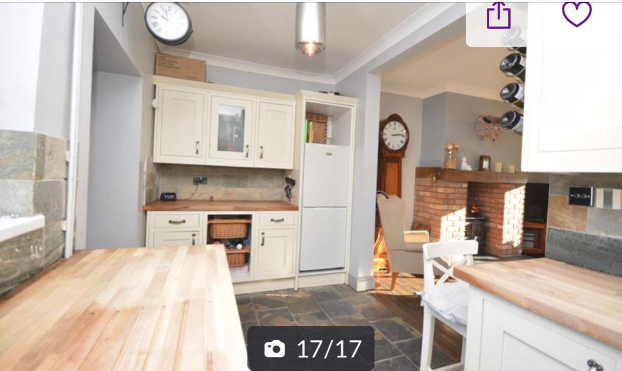 Charming 3 Bedroom House With A Warmth Character Glyn Neath Bagian luar foto