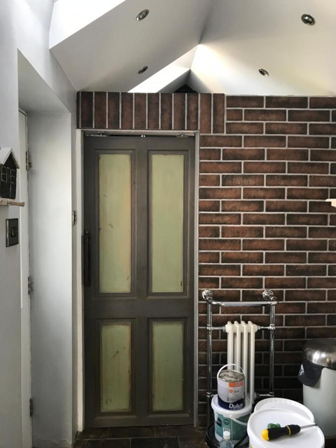 Charming 3 Bedroom House With A Warmth Character Glyn Neath Bagian luar foto