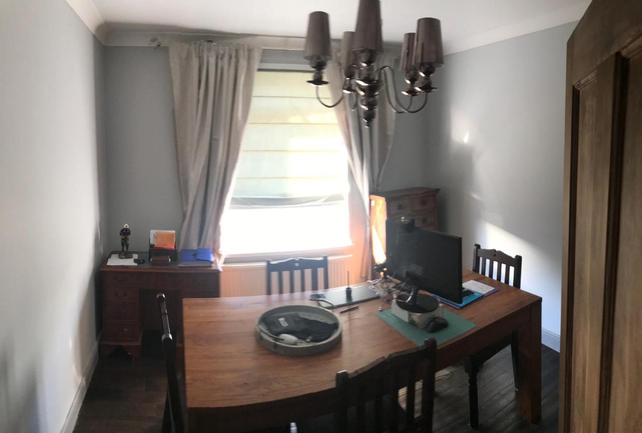 Charming 3 Bedroom House With A Warmth Character Glyn Neath Bagian luar foto